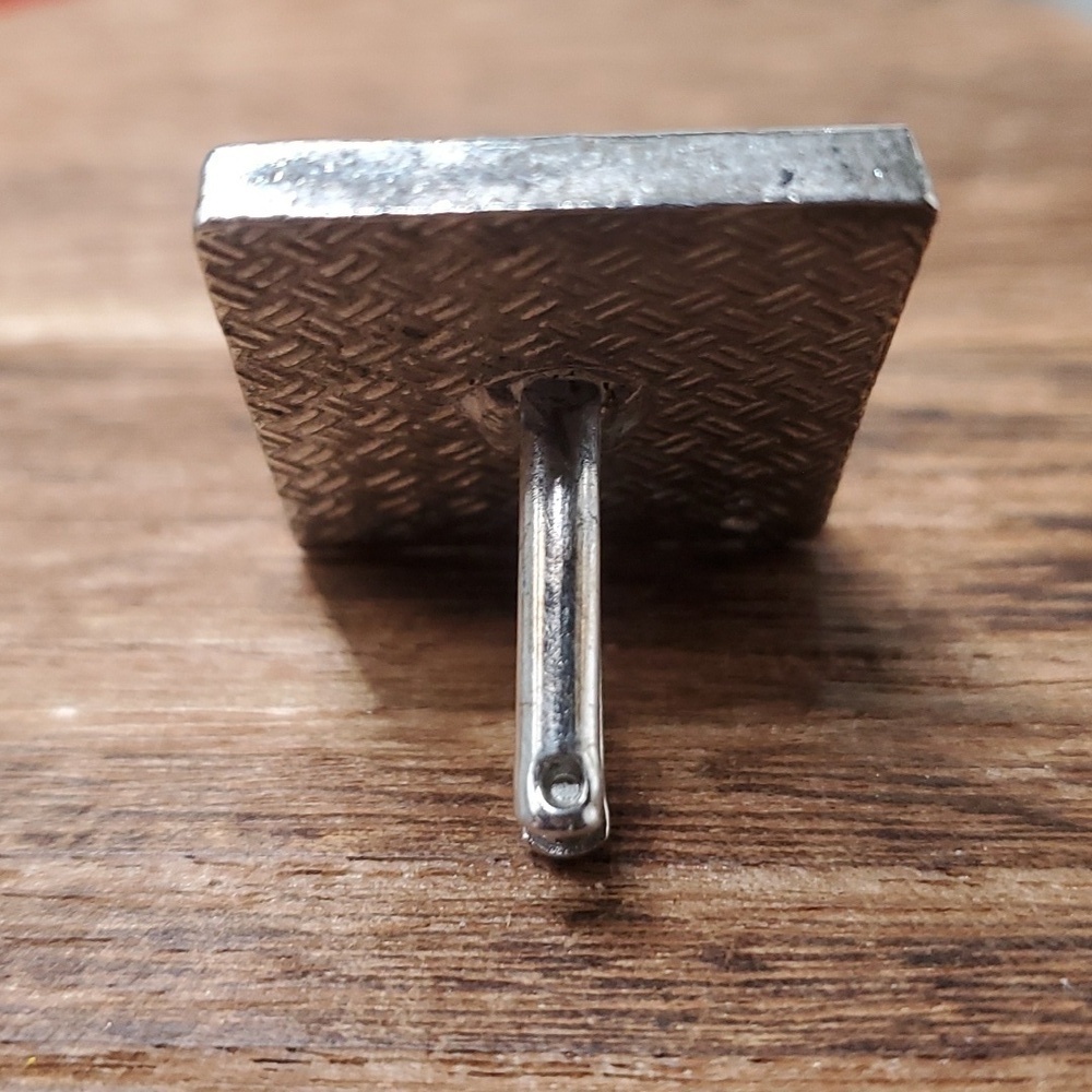 Cufflink - Picture 3 of 3